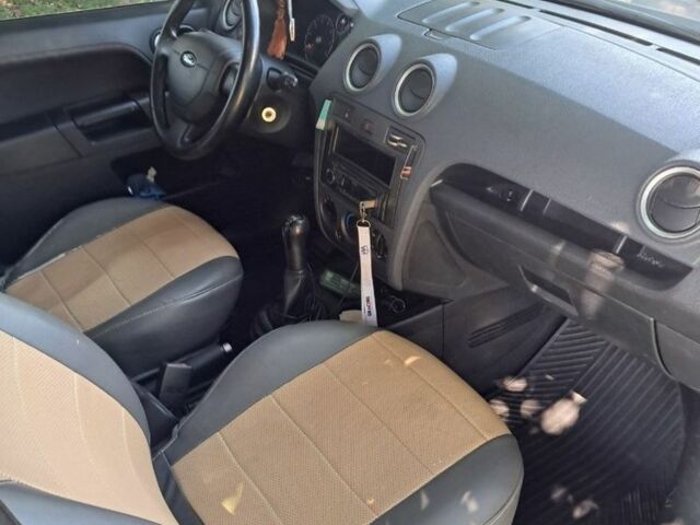 Серый Форд Фьюжн, объемом двигателя 1.4 л и пробегом 144 тыс. км за 5000 $, фото 5 на Automoto.ua