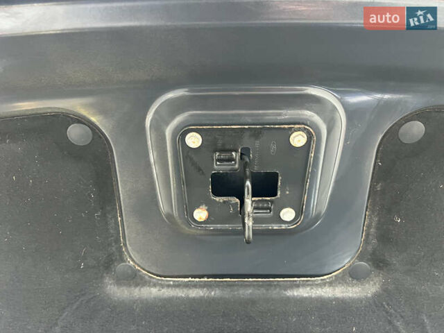 Серый Форд Фьюжн, объемом двигателя 1.6 л и пробегом 218 тыс. км за 6950 $, фото 105 на Automoto.ua