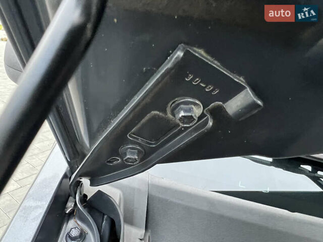 Серый Форд Фьюжн, объемом двигателя 1.6 л и пробегом 218 тыс. км за 6950 $, фото 103 на Automoto.ua