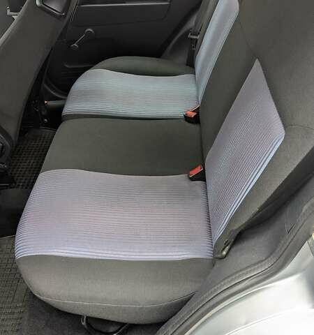 Серый Форд Фьюжн, объемом двигателя 1.4 л и пробегом 256 тыс. км за 4700 $, фото 7 на Automoto.ua