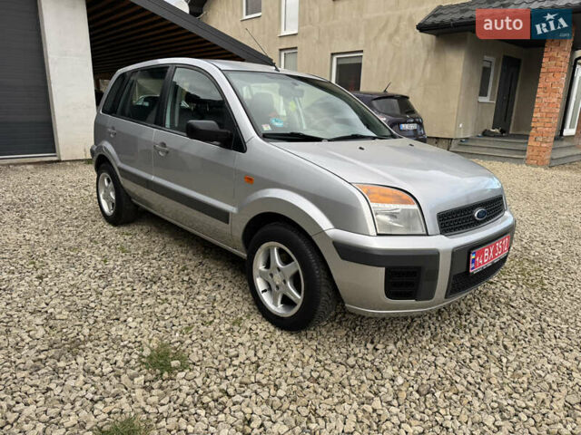 Форд Фьюжн 2009 в Долине на Automoto.ua Серый Форд Фьюжн, объемом двигателя 1.4 л и пробегом 147 тыс. км за 5200 $, фото 4 на Automoto.ua