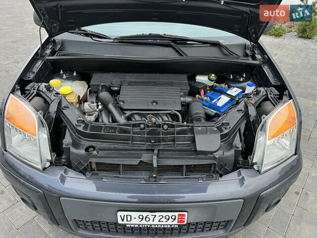 Серый Форд Фьюжн, объемом двигателя 1.6 л и пробегом 218 тыс. км за 6950 $, фото 96 на Automoto.ua