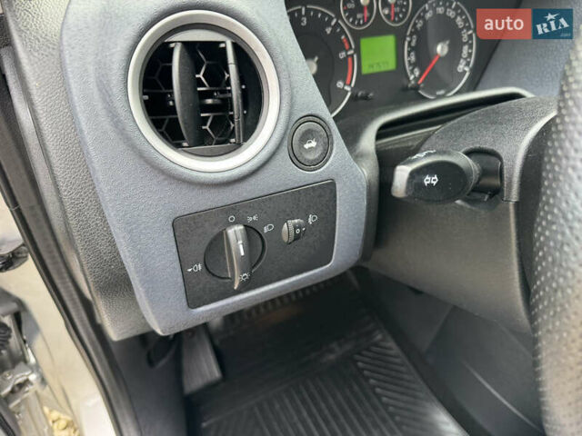 Форд Фьюжн 2009 в Долине на Automoto.ua Серый Форд Фьюжн, объемом двигателя 1.4 л и пробегом 147 тыс. км за 5200 $, фото 25 на Automoto.ua