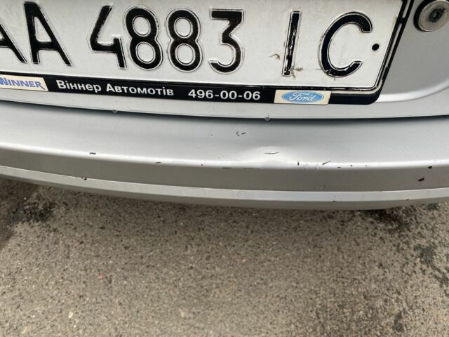 Сірий Форд Фьюжен, об'ємом двигуна 1.6 л та пробігом 289 тис. км за 4599 $, фото 13 на Automoto.ua