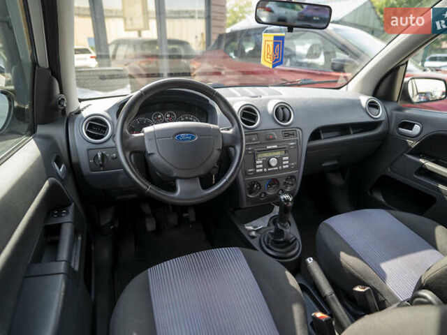 Серый Форд Фьюжн, объемом двигателя 1.4 л и пробегом 151 тыс. км за 4700 $, фото 15 на Automoto.ua