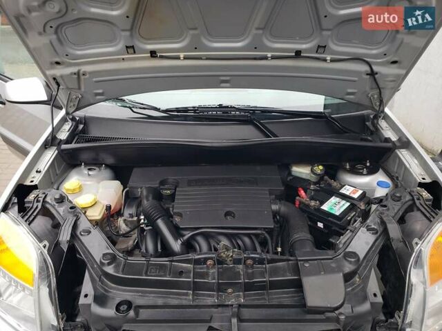 Сірий Форд Фьюжен, об'ємом двигуна 1.6 л та пробігом 130 тис. км за 7100 $, фото 20 на Automoto.ua
