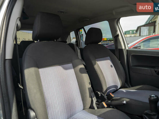 Серый Форд Фьюжн, объемом двигателя 1.4 л и пробегом 151 тыс. км за 4700 $, фото 26 на Automoto.ua