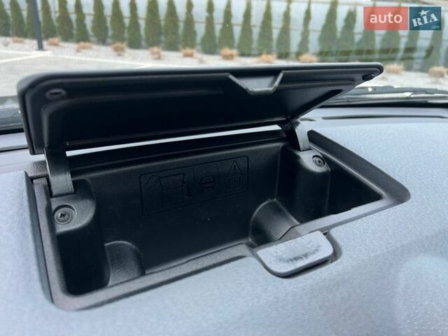 Серый Форд Фьюжн, объемом двигателя 1.6 л и пробегом 218 тыс. км за 6550 $, фото 95 на Automoto.ua