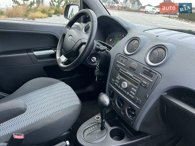 Серый Форд Фьюжн, объемом двигателя 1.6 л и пробегом 218 тыс. км за 6950 $, фото 57 на Automoto.ua