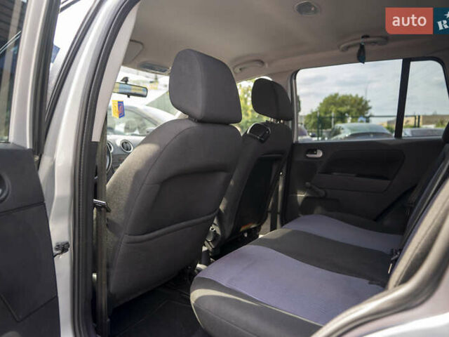 Серый Форд Фьюжн, объемом двигателя 1.4 л и пробегом 151 тыс. км за 4700 $, фото 22 на Automoto.ua