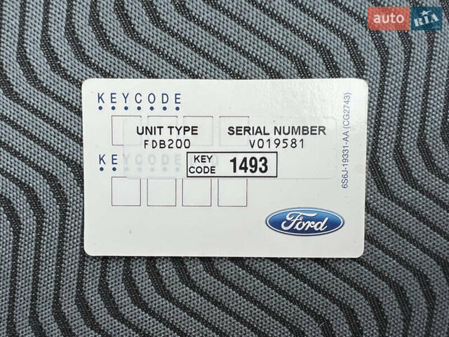Серый Форд Фьюжн, объемом двигателя 1.6 л и пробегом 218 тыс. км за 6950 $, фото 117 на Automoto.ua