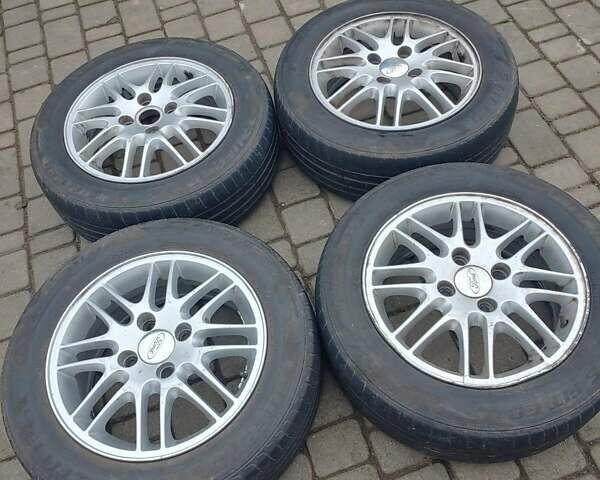 Серый Форд Фьюжн, объемом двигателя 1.4 л и пробегом 256 тыс. км за 4700 $, фото 10 на Automoto.ua