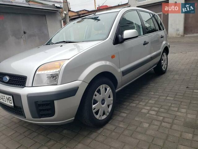 Сірий Форд Фьюжен, об'ємом двигуна 1.6 л та пробігом 130 тис. км за 7100 $, фото 10 на Automoto.ua