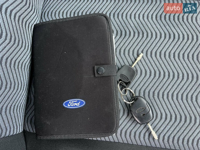 Серый Форд Фьюжн, объемом двигателя 1.6 л и пробегом 218 тыс. км за 6950 $, фото 116 на Automoto.ua