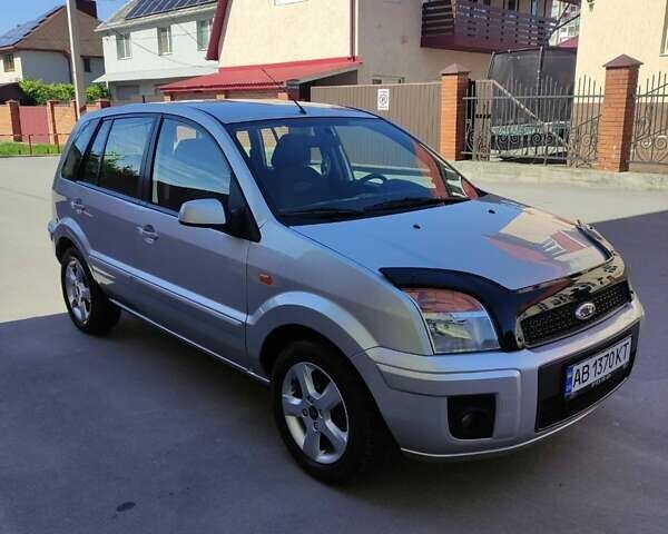 Серый Форд Фьюжн, объемом двигателя 1.39 л и пробегом 98 тыс. км за 6200 $, фото 6 на Automoto.ua