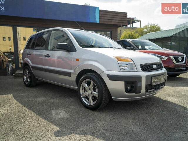 Серый Форд Фьюжн, объемом двигателя 1.4 л и пробегом 151 тыс. км за 4700 $, фото 3 на Automoto.ua