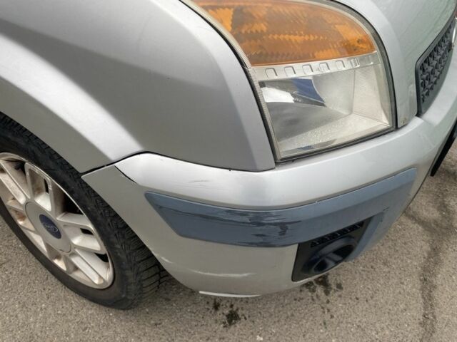 Сірий Форд Фьюжен, об'ємом двигуна 1.6 л та пробігом 289 тис. км за 4599 $, фото 11 на Automoto.ua