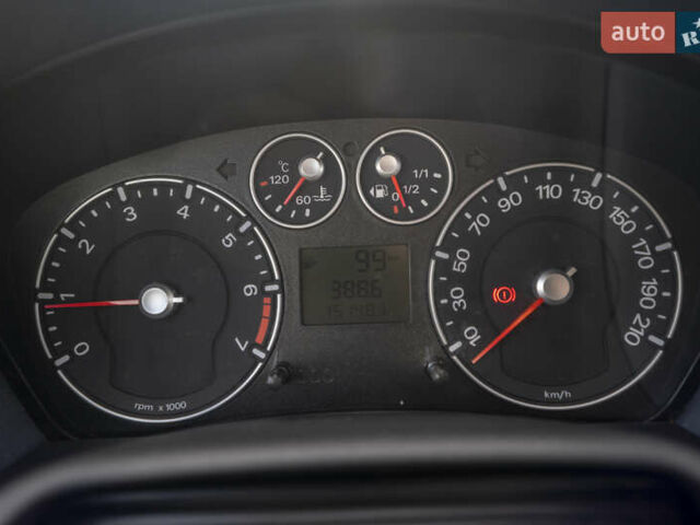 Серый Форд Фьюжн, объемом двигателя 1.4 л и пробегом 151 тыс. км за 4700 $, фото 21 на Automoto.ua