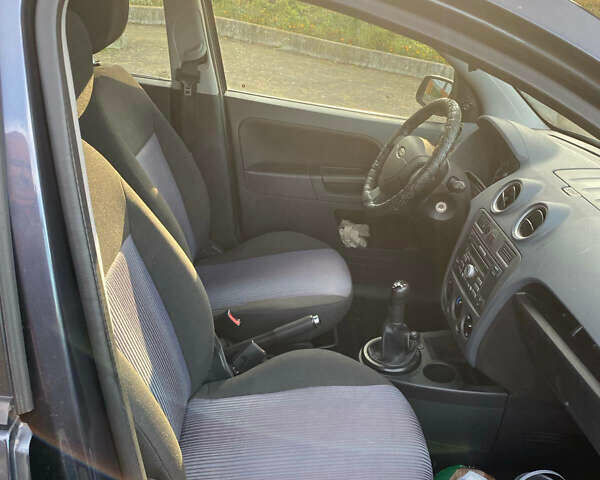 Серый Форд Фьюжн, объемом двигателя 1.4 л и пробегом 138 тыс. км за 5900 $, фото 9 на Automoto.ua