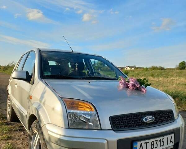 Сірий Форд Фьюжен, об'ємом двигуна 1.25 л та пробігом 148 тис. км за 4500 $, фото 2 на Automoto.ua