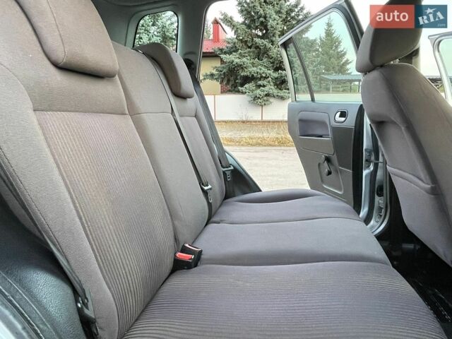 Сірий Форд Фьюжен, об'ємом двигуна 1.6 л та пробігом 135 тис. км за 6500 $, фото 63 на Automoto.ua