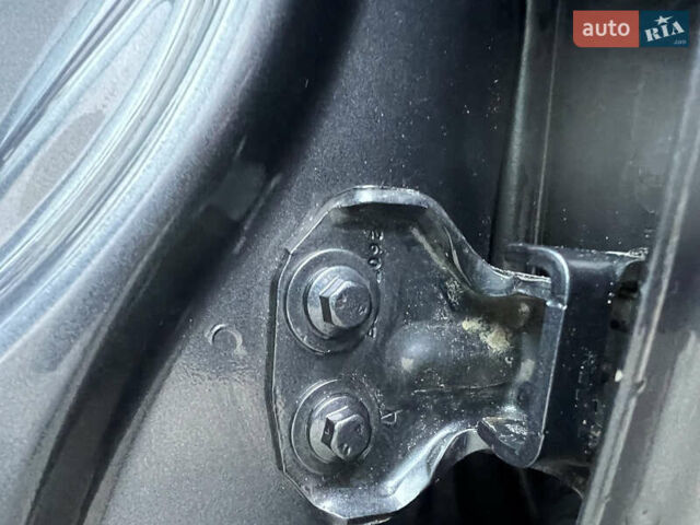 Серый Форд Фьюжн, объемом двигателя 1.6 л и пробегом 218 тыс. км за 6950 $, фото 33 на Automoto.ua