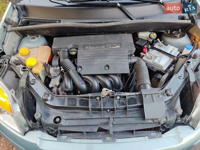 Серый Форд Фьюжн, объемом двигателя 1.6 л и пробегом 46 тыс. км за 7500 $, фото 9 на Automoto.ua