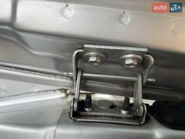 Сірий Форд Фьюжен, об'ємом двигуна 1.39 л та пробігом 128 тис. км за 5699 $, фото 25 на Automoto.ua