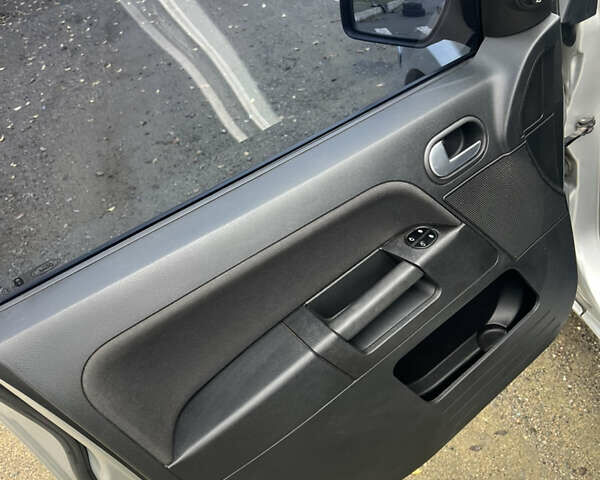 Сірий Форд Фьюжен, об'ємом двигуна 1.39 л та пробігом 150 тис. км за 5200 $, фото 8 на Automoto.ua