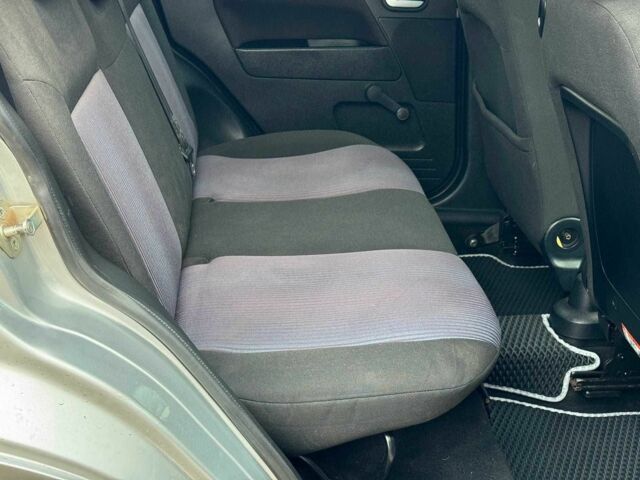 Серый Форд Фьюжн, объемом двигателя 1.6 л и пробегом 235 тыс. км за 6790 $, фото 19 на Automoto.ua