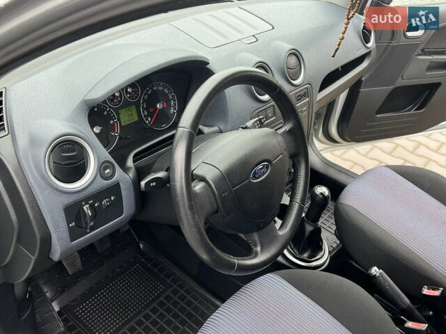 Серый Форд Фьюжн, объемом двигателя 1.4 л и пробегом 73 тыс. км за 6800 $, фото 30 на Automoto.ua