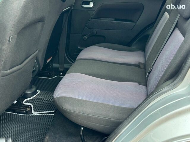 Серый Форд Фьюжн, объемом двигателя 1.6 л и пробегом 235 тыс. км за 6790 $, фото 16 на Automoto.ua