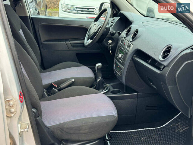 Серый Форд Фьюжн, объемом двигателя 1.6 л и пробегом 235 тыс. км за 6790 $, фото 21 на Automoto.ua