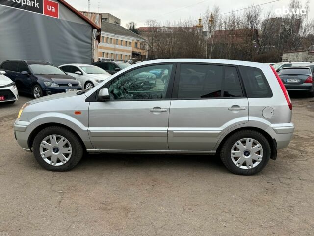 Серый Форд Фьюжн, объемом двигателя 1.6 л и пробегом 235 тыс. км за 6790 $, фото 8 на Automoto.ua