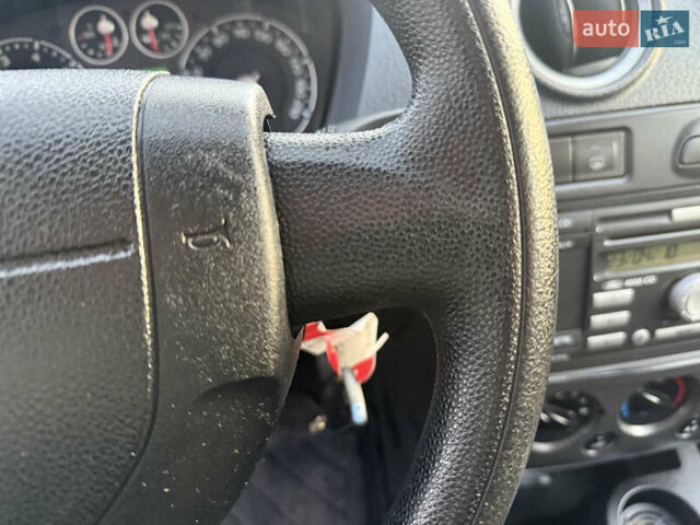 Серый Форд Фьюжн, объемом двигателя 1.4 л и пробегом 152 тыс. км за 6499 $, фото 24 на Automoto.ua