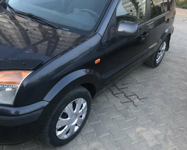 Сірий Форд Фьюжен, об'ємом двигуна 1.39 л та пробігом 210 тис. км за 4800 $, фото 1 на Automoto.ua