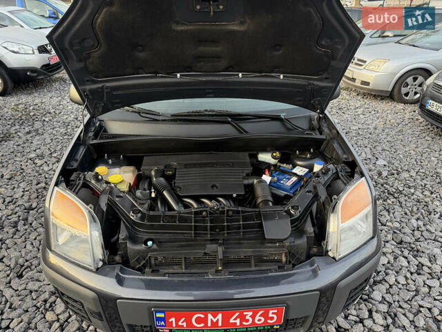 Серый Форд Фьюжн, объемом двигателя 1.4 л и пробегом 152 тыс. км за 6499 $, фото 26 на Automoto.ua