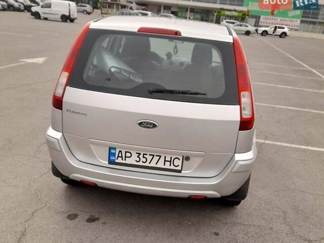 Сірий Форд Фьюжен, об'ємом двигуна 1.6 л та пробігом 184 тис. км за 5700 $, фото 4 на Automoto.ua