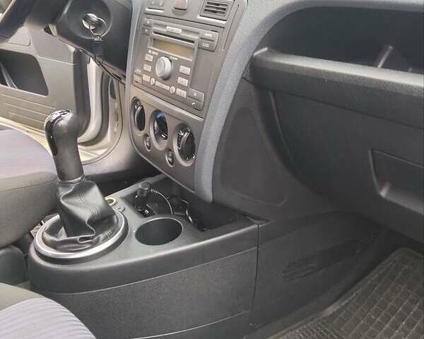 Сірий Форд Фьюжен, об'ємом двигуна 1.4 л та пробігом 148 тис. км за 5100 $, фото 11 на Automoto.ua