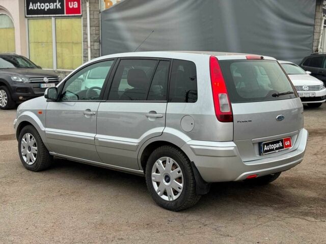 Серый Форд Фьюжн, объемом двигателя 1.6 л и пробегом 235 тыс. км за 6790 $, фото 7 на Automoto.ua