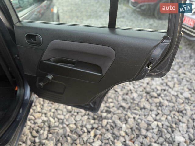 Серый Форд Фьюжн, объемом двигателя 1.4 л и пробегом 152 тыс. км за 6499 $, фото 19 на Automoto.ua