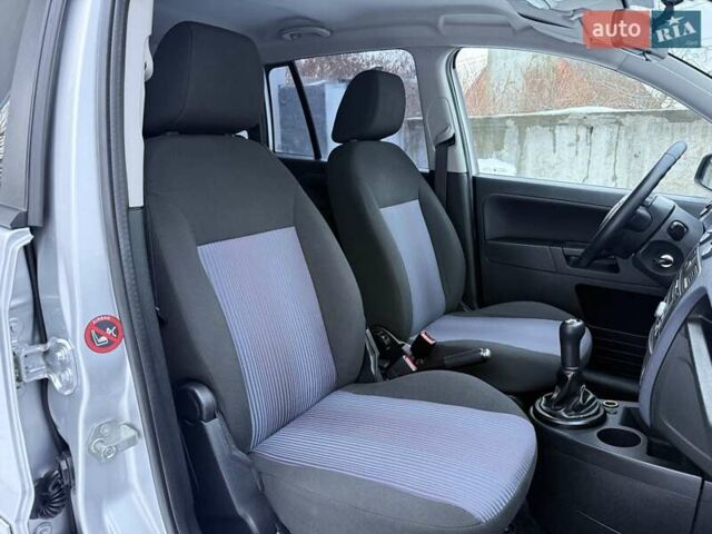 Серый Форд Фьюжн, объемом двигателя 1.4 л и пробегом 85 тыс. км за 6480 $, фото 120 на Automoto.ua