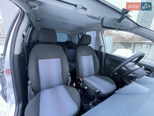 Серый Форд Фьюжн, объемом двигателя 1.4 л и пробегом 85 тыс. км за 6480 $, фото 71 на Automoto.ua