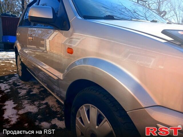 Серый Форд Фьюжн, объемом двигателя 1.4 л и пробегом 177 тыс. км за 6200 $, фото 5 на Automoto.ua