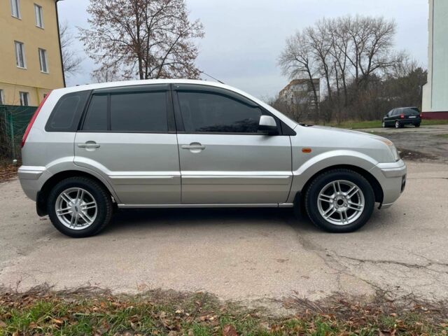 Сірий Форд Фьюжен, об'ємом двигуна 1.4 л та пробігом 130 тис. км за 5699 $, фото 2 на Automoto.ua