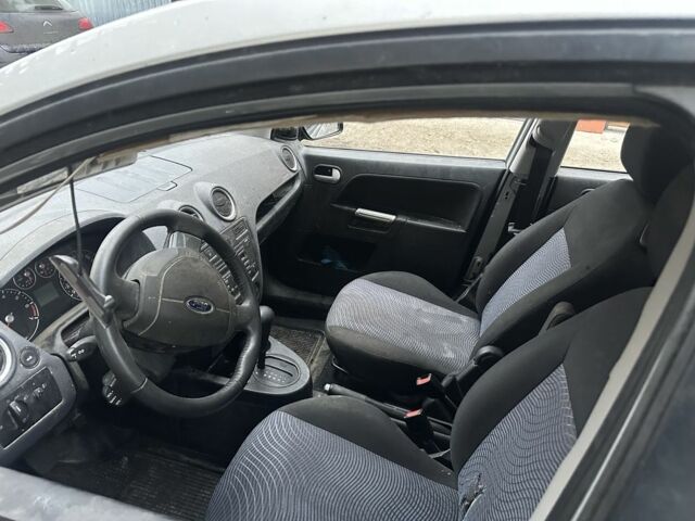 Сірий Форд Фьюжен, об'ємом двигуна 0 л та пробігом 10 тис. км за 1250 $, фото 4 на Automoto.ua