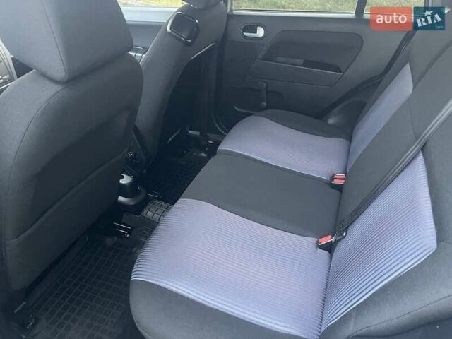 Сірий Форд Фьюжен, об'ємом двигуна 1.4 л та пробігом 127 тис. км за 5650 $, фото 14 на Automoto.ua