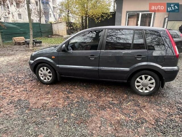 Сірий Форд Фьюжен, об'ємом двигуна 1.6 л та пробігом 343 тис. км за 4500 $, фото 1 на Automoto.ua