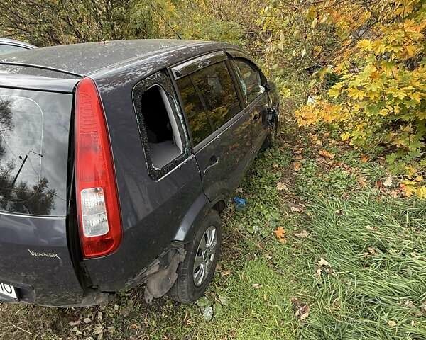 Серый Форд Фьюжн, объемом двигателя 1.39 л и пробегом 46 тыс. км за 2200 $, фото 9 на Automoto.ua