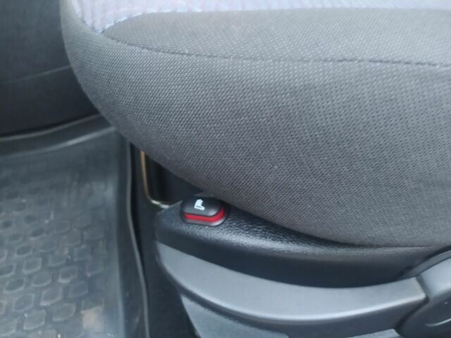 Сірий Форд Фьюжен, об'ємом двигуна 1 л та пробігом 52 тис. км за 7200 $, фото 8 на Automoto.ua